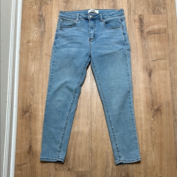 MONKEY RIDE JEANS | Light Wash Jeans - Picture 1 of 3